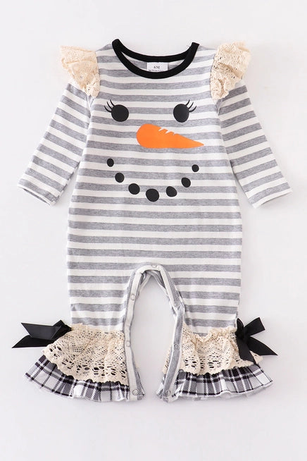 1. A cute baby girl's snowman romper with black and white stripes, perfect for winter fun!
2. Adorable snowman romper for baby girls, featuring stylish black and white stripes.
3. Dress your little one in this sweet snowman romper with black and white stripes, ideal for chilly days.